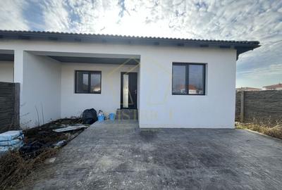 Duplex pe parter cu 4 camere | Mosnita Noua - 8