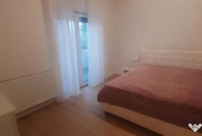 Apartament cu 3 camere semidecomandat în Central - 4