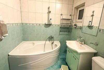 Apartament cu 3 camere decomandat în Vitan - 14