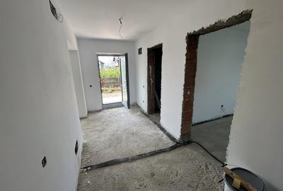 Casa de vanzare cu 4 camere, situata intre case, zona Popas Pacurari, IASI - 5