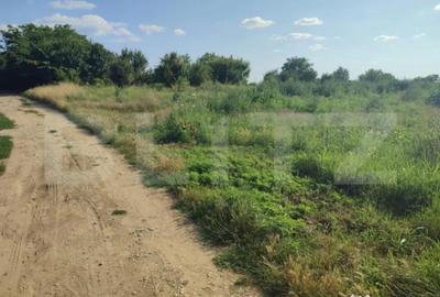 Teren de 4751 mp, în Central - 2