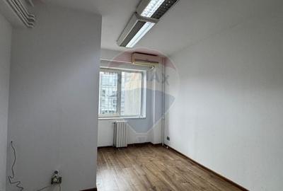 Apartament cu 4 camere/birou de inchiriat Piata Victoriei - 10