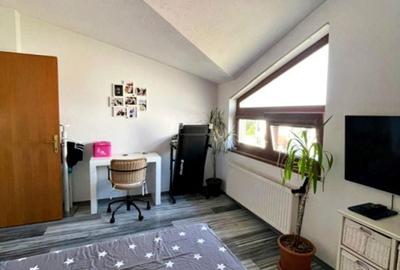 Casă cu 3 camere în Palazu Mare - 1
