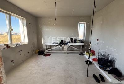 Casa individuala cu 4 camere in Mosnita Noua zona Castel - 9