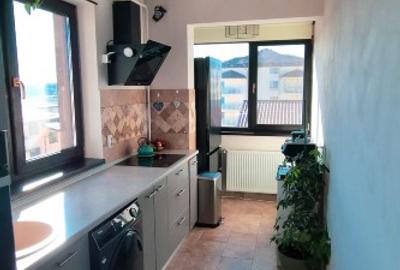 Apartament cu 3 camere semidecomandat în Valea Lupului - 11