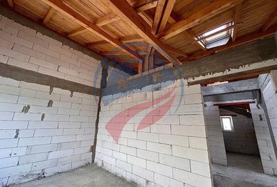 Casă individuală cu 5 camere cu Teren 250 Mp în Malu Mare - 21