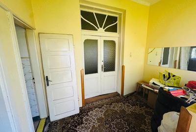 Casă cu Teren 270 Mp în Central