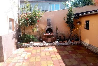Casa de exceptie, cu 3 niveluri , garaj, cel mai bun pret de pe piata - 4