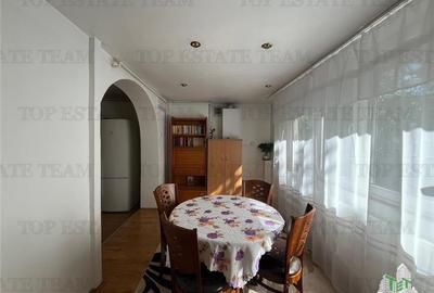 Apartament cu 3 camere decomandat, mobilat în Tineretului - 3