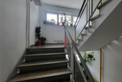 Apartament cu 3 camere semidecomandat în Theodor Pallady - 9