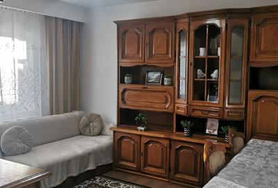 Apartament cu 4 camere decomandat în Central - 2