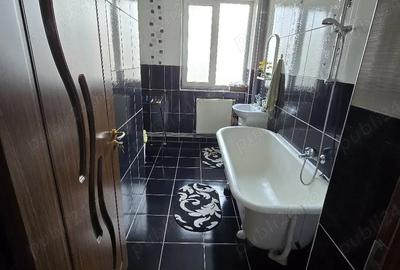 Apartament cu 3 camere decomandat în Ștefănești - 4