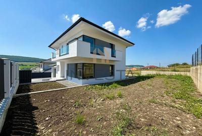 Vila Spațioasă 500mp în Chinteni ideală pentru Familie sau Investiție! - 2