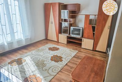 Apartament cu 2 camere decomandat în Centrul Istoric
