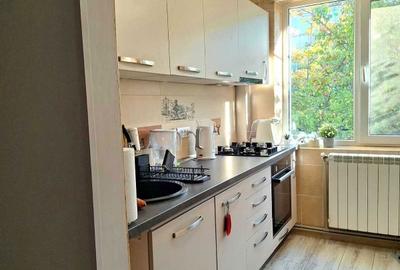 Apartament cu 3 camere semidecomandat în Micro 17 - 8