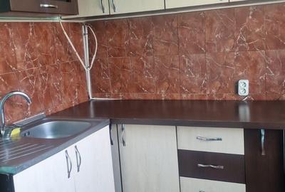 Garsonieră decomandată în Central - 2