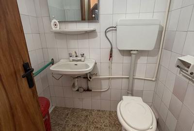 Apartament cu 3 camere decomandat în Central - 1