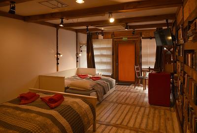 Hotel/Pensiune, de 29 mp, în Drumul Poienii - 4