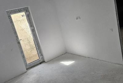 Spațiu comercial, de 250 mp, în Militari - 2