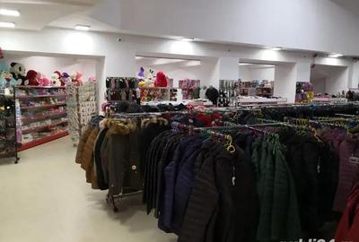 Spațiu comercial, de 1,200 mp, în Central - 3