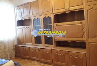 Apartament cu 4 camere decomandat, mobilat în Cetate - 2