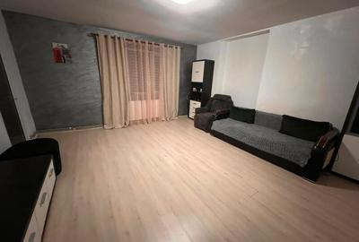 Apartament cu 2 camere, etaj 1 - zona centrala - 1