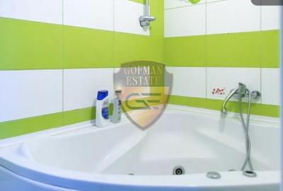 Apartament 3 camere Faleza Nord, la 2 min de plaja, centrala gaz, A./C. - 12