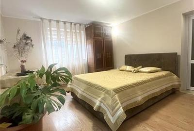 Casa Renovata si Mobilata Complet, amplasata pe un teren de 1300 mp, localitatea - 10