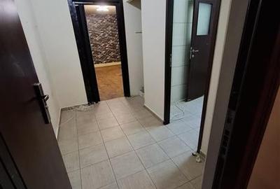 Gh Lazar- Favorit, 3 camere, parter cu centrala proprie - 1