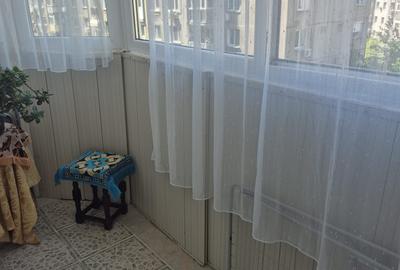 Apartament cu 4 camere semidecomandat în Crângași - 10