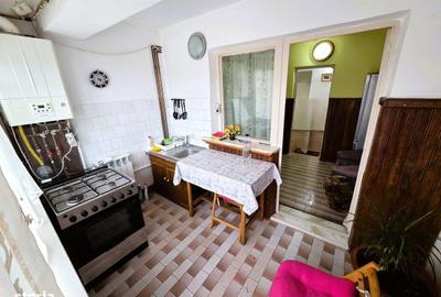 Apartament cu 2 camere decomandat în E3 - 9