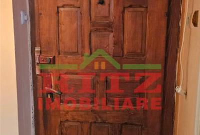 Apartament cu 3 camere nedecomandat în Central