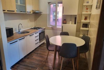 Apartament cu 2 camere decomandat în UTA - 3