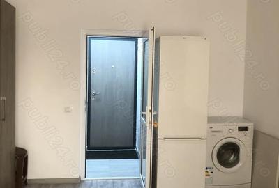 Garsonieră decomandată în CET - 1