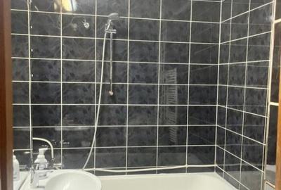 Apartament Central ,3 camere, 72mp ,etaj intermediar, zona - 2