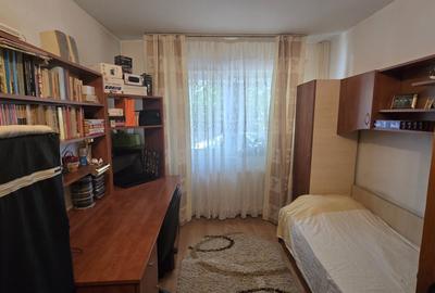 Apartament cu 3 camere decomandat în Central - 2