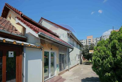 Casă cu 4 camere cu Teren 495 Mp în Nufărul - 3