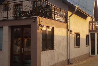 Casă cu 5 camere cu Teren 956 Mp în Balotești - 1
