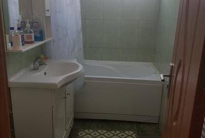 Apartament doua camere, semidecomandat, etaj doi mobilat si utilat, ultracentral Apartament doua camere, semidecomandat, etaj doi mobilat si utilat, ultracentral - 12