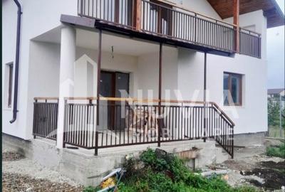 Casă cu 4 camere cu Teren 448 Mp în Micești - 2