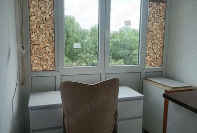 Garsonieră decomandată în Titan - 4