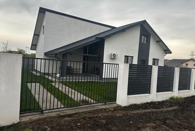 Casă cu 4 camere în Domnești - 2