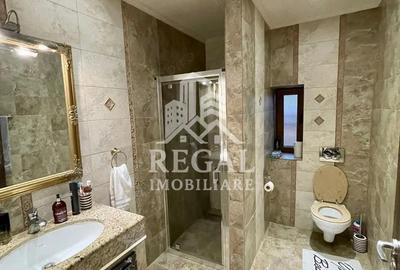 Casa deosebita, finisaje premium, ideala ptr. locuin?a sau investi?ie - 8