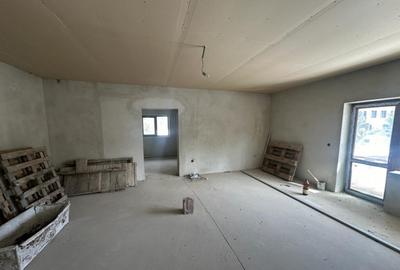 Hotel semifinisat 2300mp utili la Paltinis - 4