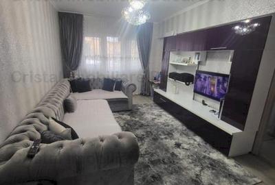 Vanzare Apartament 2 camere, refacut in totalitate, bloc 4 etaje, metrou Dristor