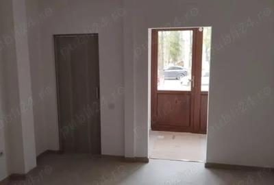 Spațiu comercial, de 36 mp, în Central - 5