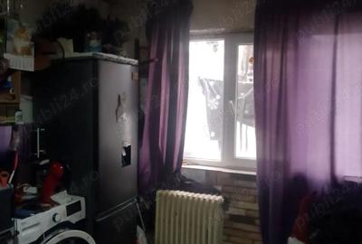 Garsonieră decomandată în Central - 3