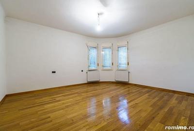 Proprietate Vanduta Apartament la casa tip duplex pe Strada 9 Mai Proprietate Vanduta Apartament la casa tip duplex pe Strada 9 Mai - 3