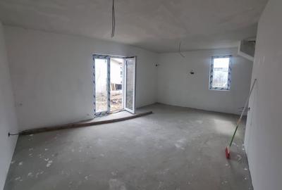 Casă cu 3 camere cu Teren 250 Mp în Central - 5