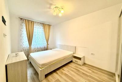 Apartament cu 2 camere decomandat în Tractorul - 5